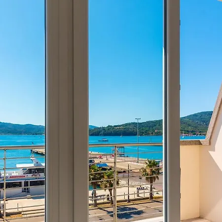 Βίλα Fronte Mare Bilocale